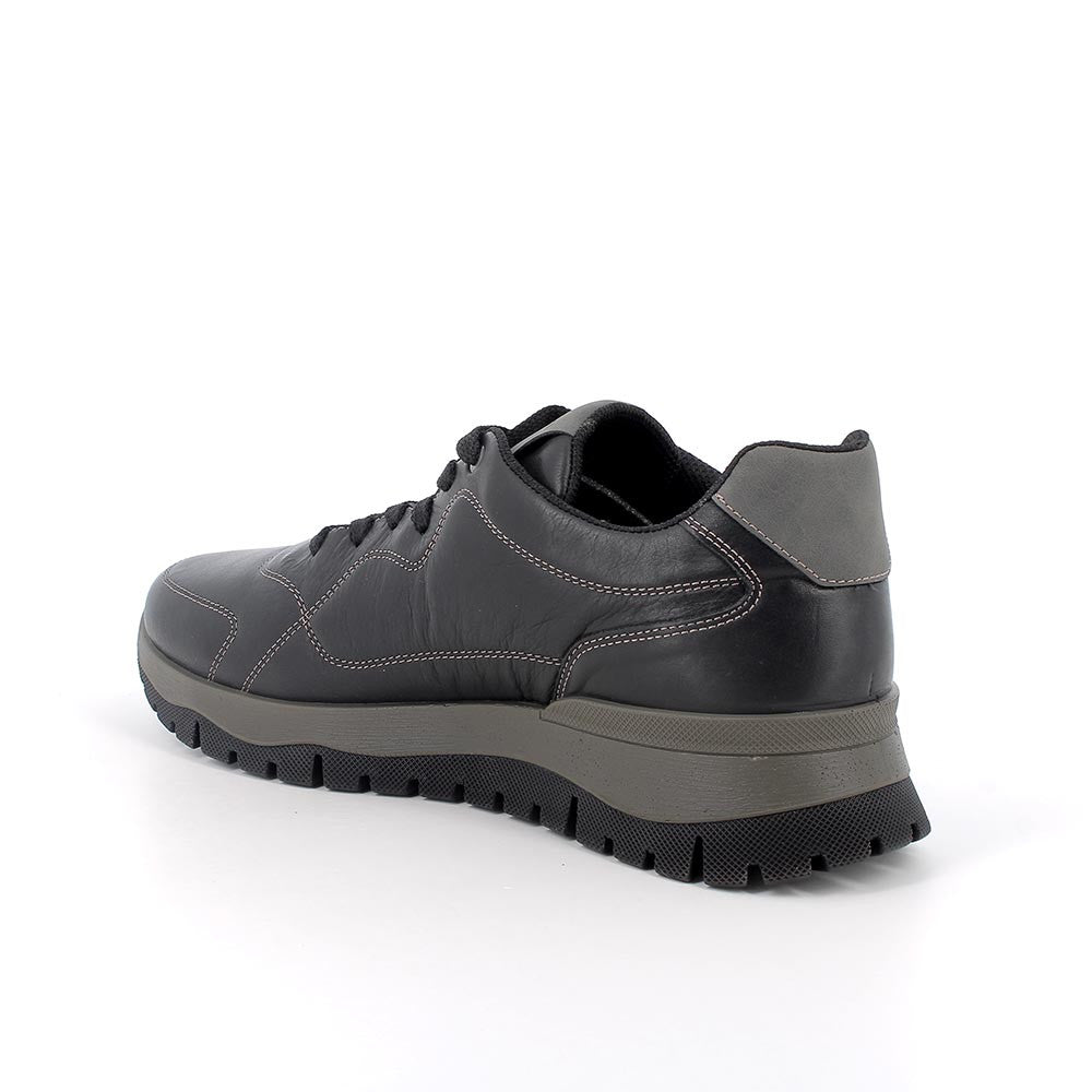 Igi&co Sneakers in pelle con lacci - nera (memory foam) - Igi&co