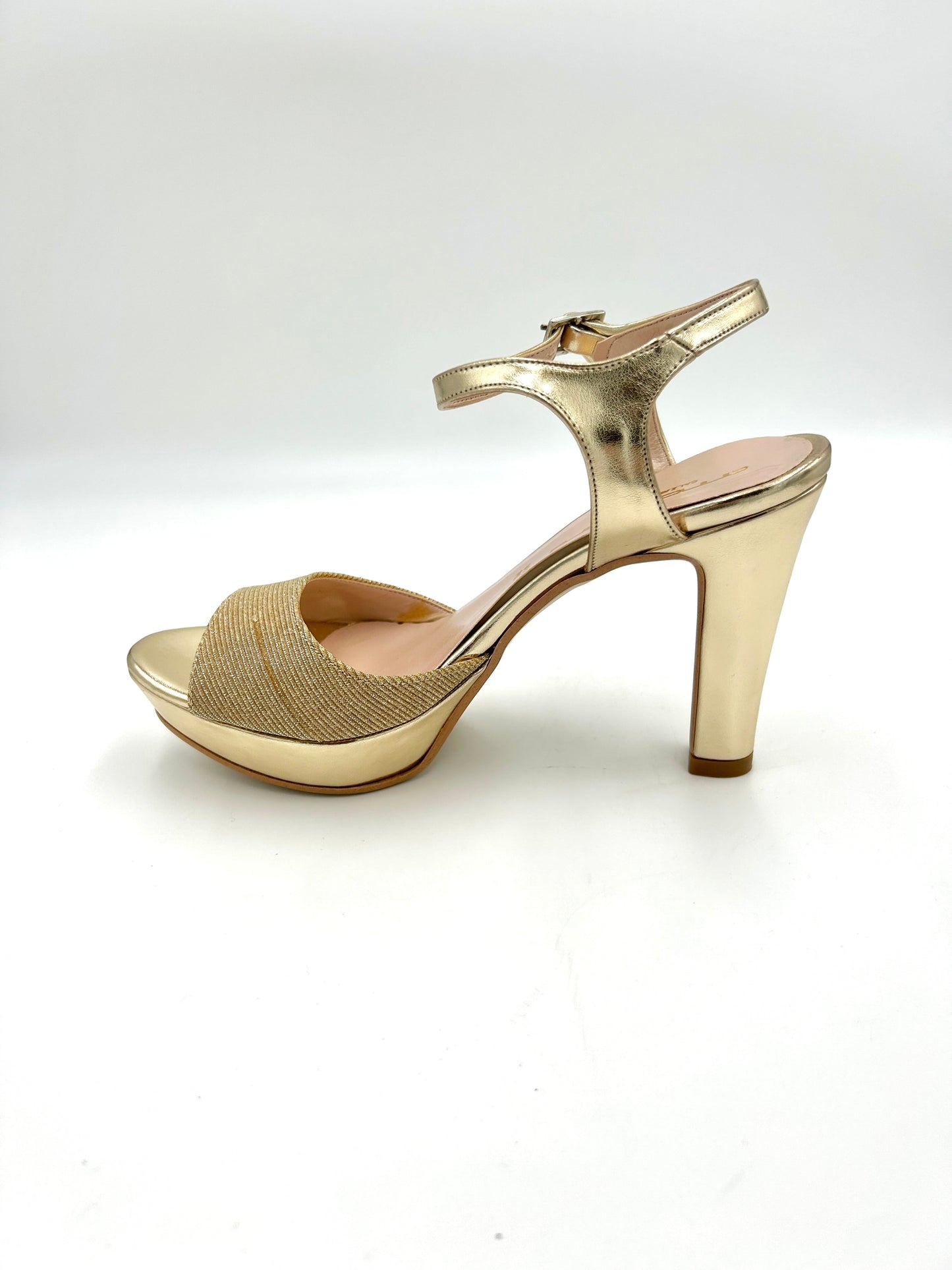 Anno zero Calzature italiane Sandalo con cinturino alla caviglia - oro - Made In Italy