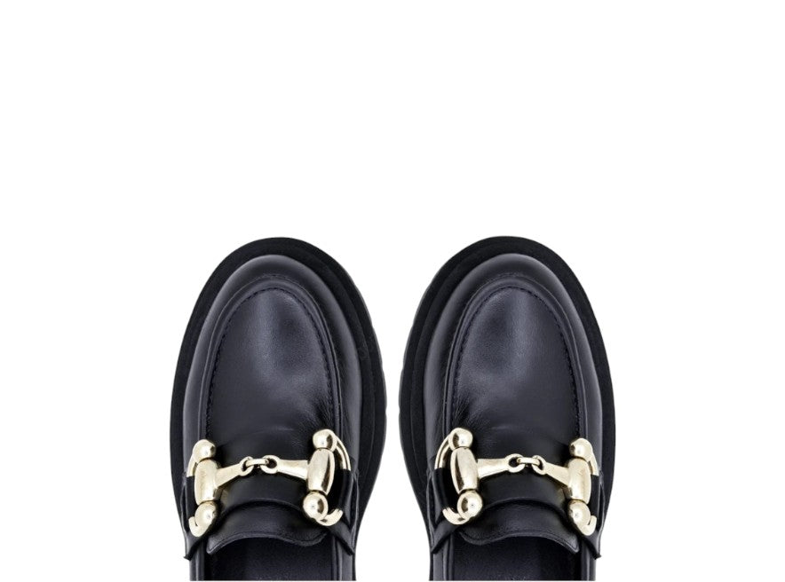 Mocassini Moda Inverno 2025, Quelli Neri Di Cecilia Rodriguez Sono Un Must - Foto 6